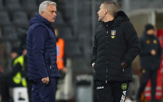 Mourinho sempre più lontano da Roma?