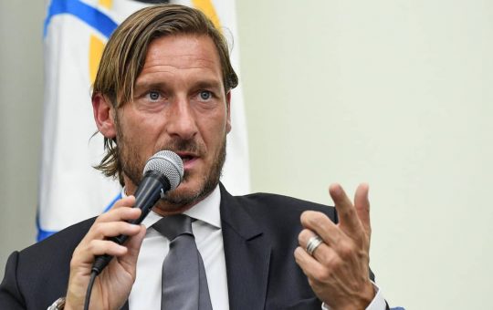 Francesco Totti in conferenza - Foto ANSA - Ilromanista.it