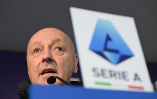 Beppe Marotta in un recente intervento pubblico - Foto ANSA - Ilromanista.it