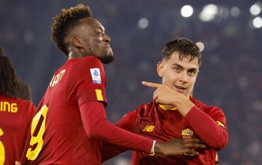 Paulo Dybala e Tammy Abraham - Foto ANSA - Ilromanista.it