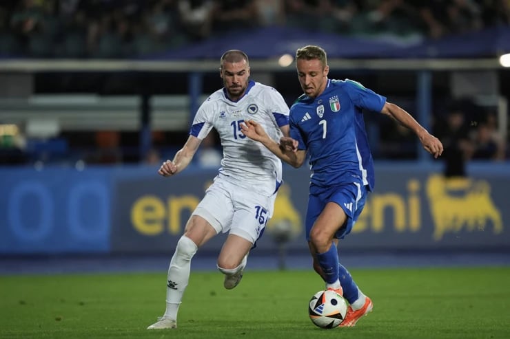 Daniele Frattesi con la maglia della Nazionale italiana - Foto Lapresse - Ilromanista.it