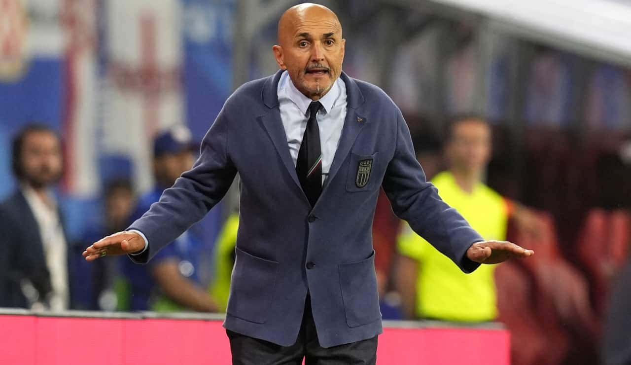 Luciano Spalletti a bordo campo durante l'Europeo - Foto Lapresse - Ilromanista.it