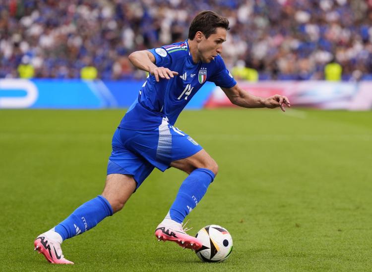 Federico Chiesa con la maglia della nazionale - fonte Lapresse - ilromanista.it