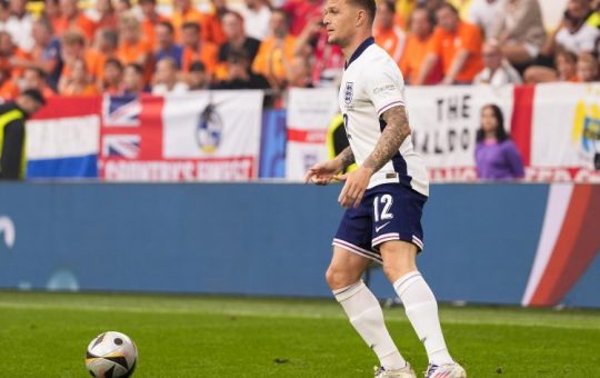 Kieran Trippier con la maglia della nazionale inglese - fonte Lapresse - ilromanista.it