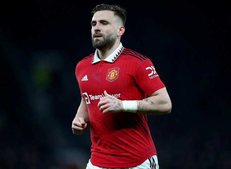 Luke Shaw si è infortunato al polpaccio - fonte Ansa Foto - ilromanista.it