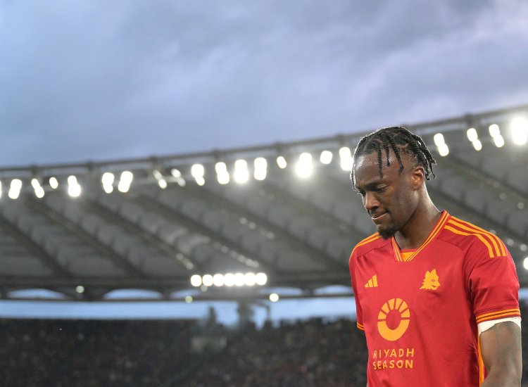 Tammy Abraham con la maglia della Roma - fonte Lapresse - ilromanista.it