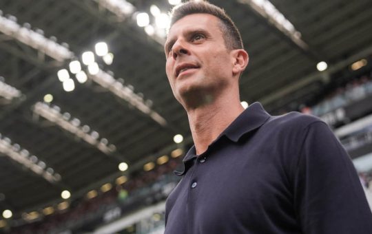 Thiago Motta da allenatore della Juventus - Foto Lapresse - Ilromanista.it