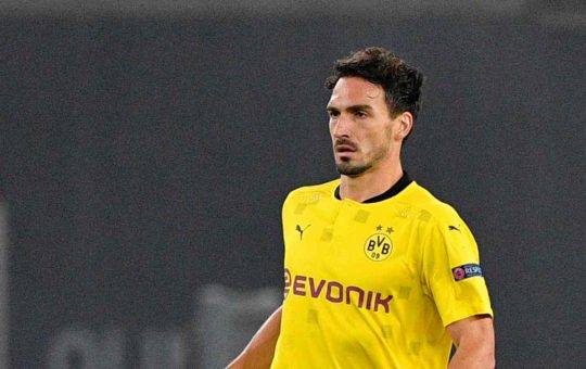 Clamoroso Hummels