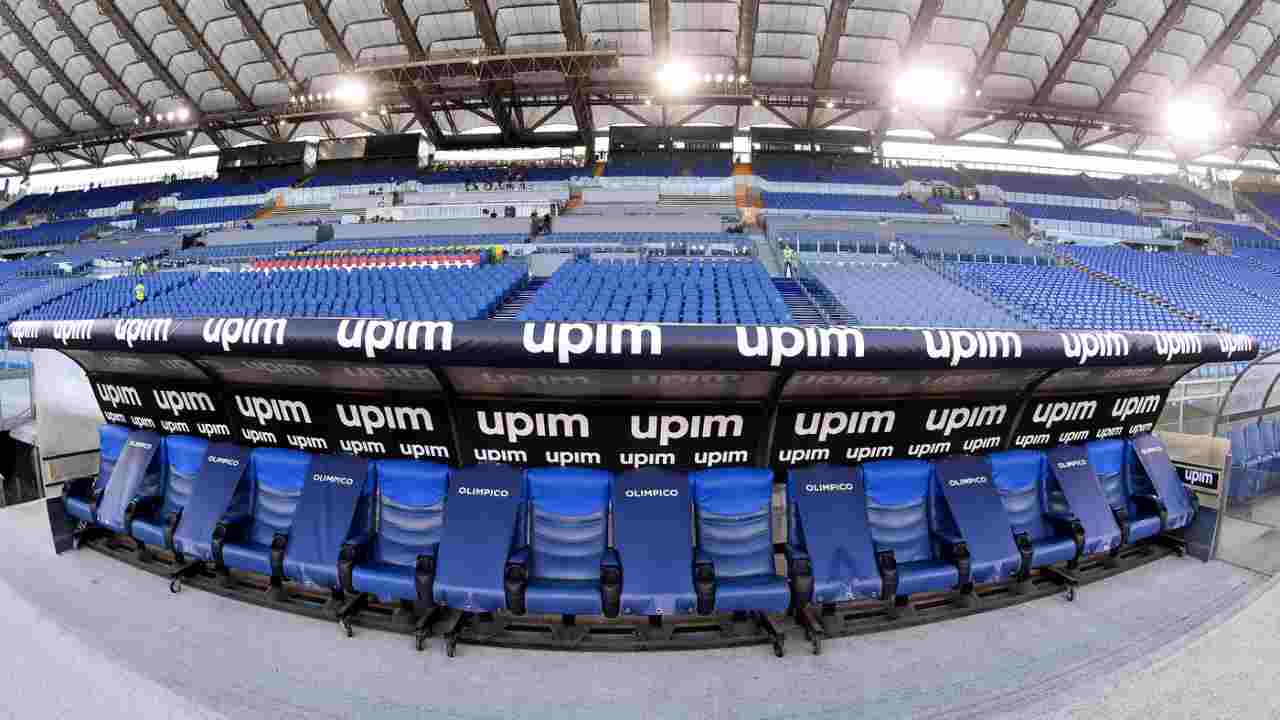 La panchina vuota allo stadio Olimpico - Lapresse - Ilromanista.it