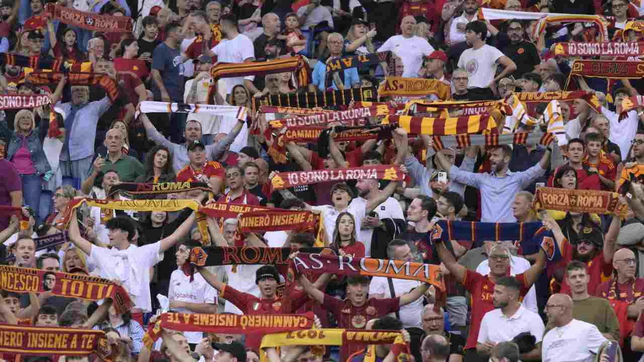 La passione dei tifosi della Roma - Lapresse - Ilromanista.it