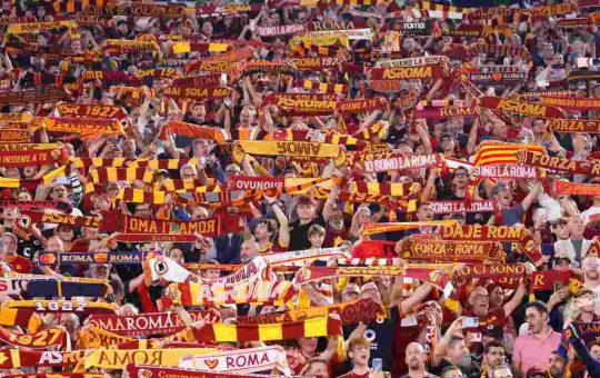 Sciarpata dei tifosi della Roma