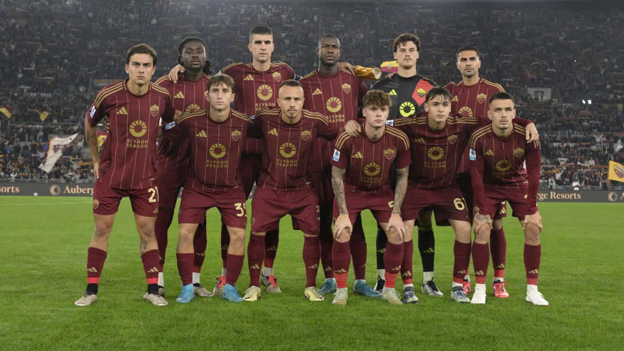 Gli undici titolari in una recente partita della Roma - Foto Lapresse - Ilromanista.it