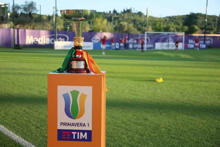 Il trofeo del campionato Primavera - Lapresse - Ilromanista.it 