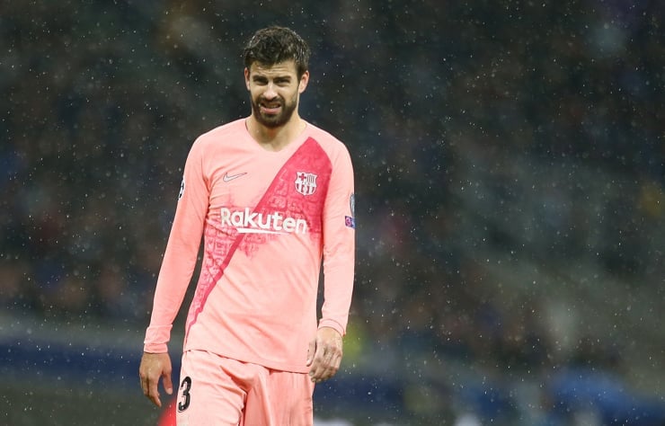 Piquè in campo con la maglia del Barcellona - Foto Lapresse - Ilromanista.it