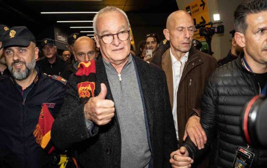 Napoli-Roma, out Dybala e Hummels: Ranieri fa già i conti con l'infermeria