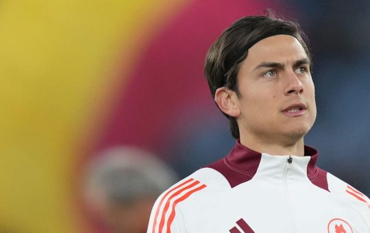 Formazioni ufficiali Como-Roma: fuori Dovbyk e Mancini, Dybala guida l'attacco giallorosso