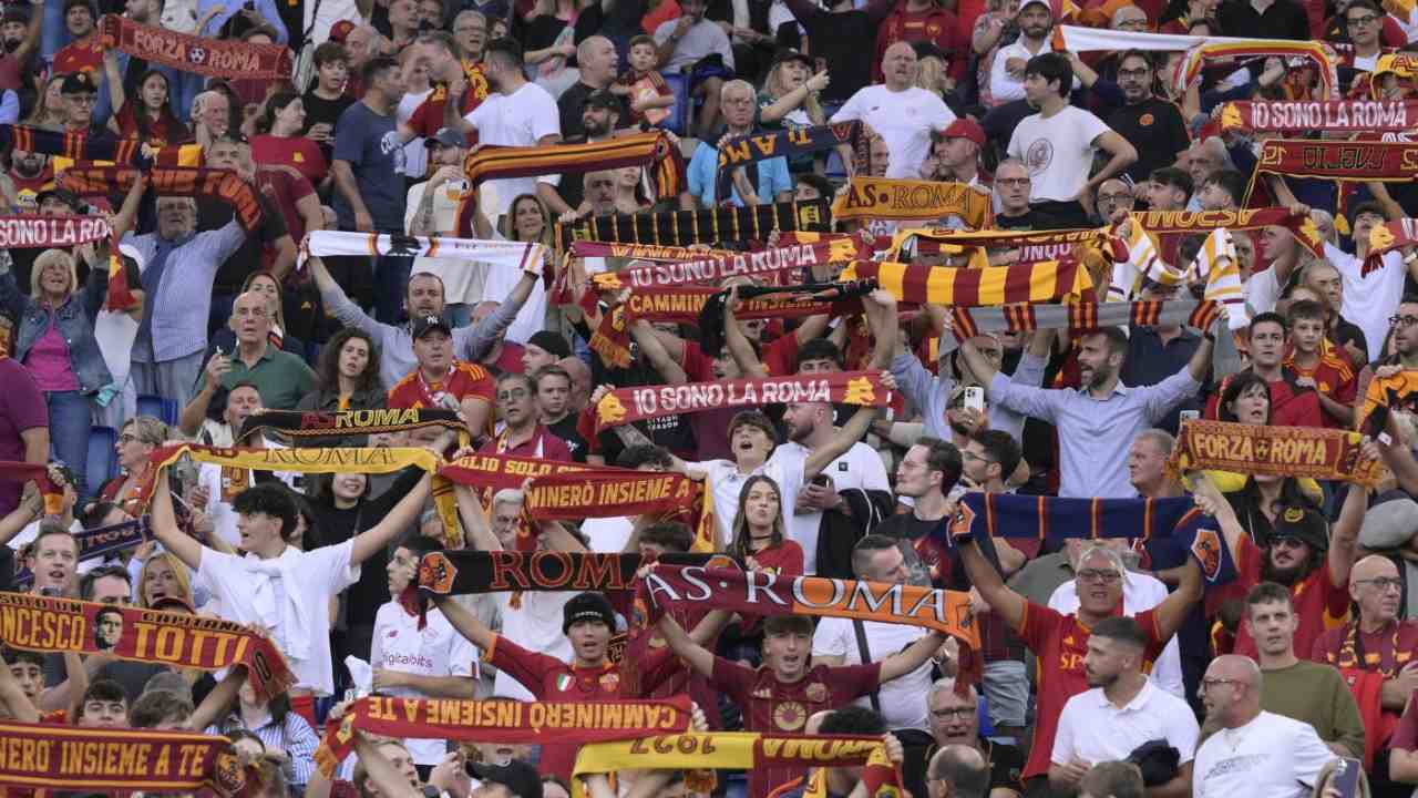 I tifosi della Roma allo stadio Olimpico - Lapresse - Ilromanista.it