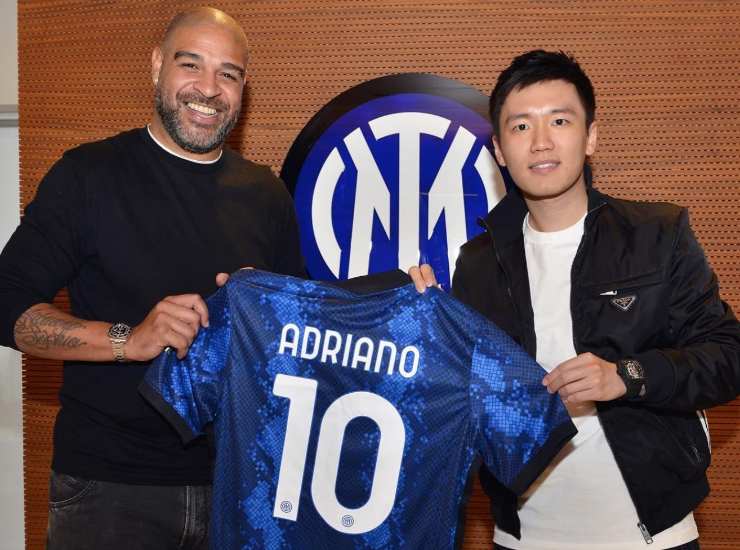 Adriano con l'ex presidente dell'Inter Zhang - Facebook - Ilromanista.it