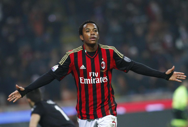 Robinho in campo con la maglia del Milan - Foto Lapresse - Ilromanista.it