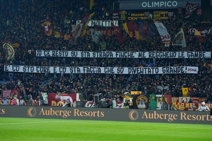 Striscione in Curva Sud