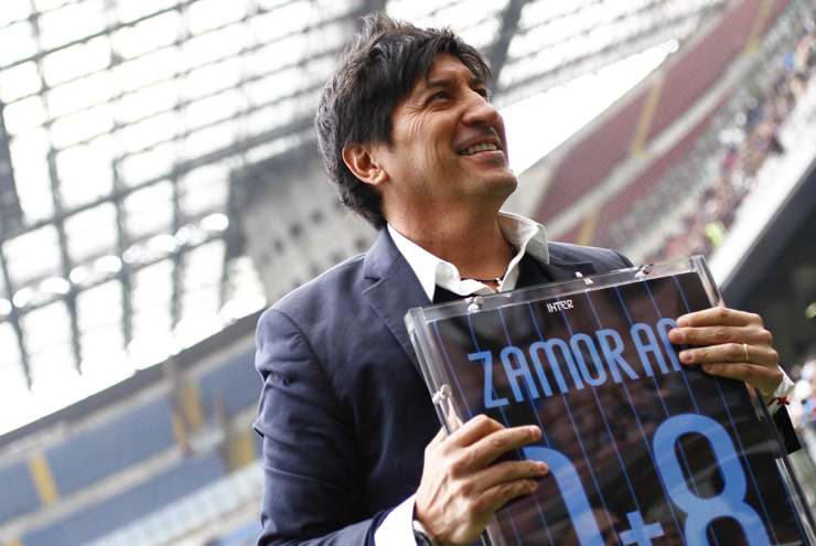 Zamorano con la sua maglia 18 - Foto Lapresse - Ilromanista.it.jpeg