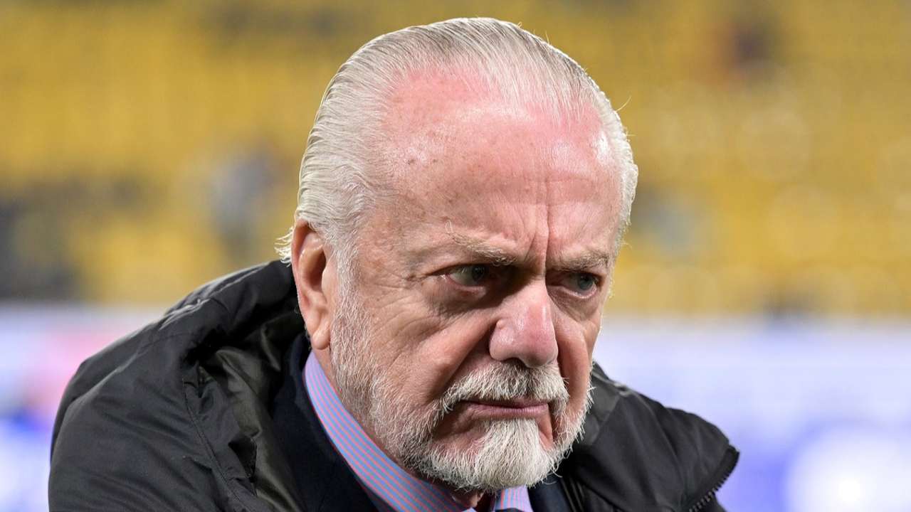 Aurelio De Laurentiis preoccupato - Foto Lapresse - Ilromanista.it