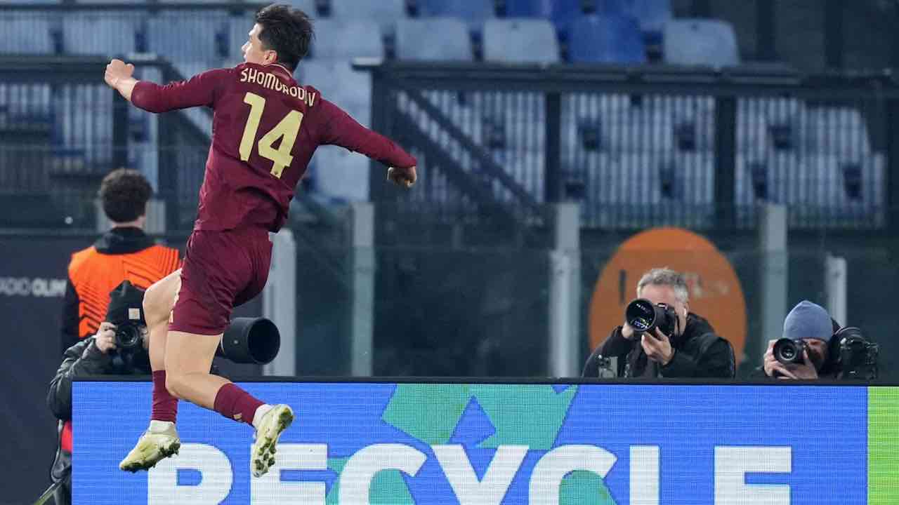 Pagelle Roma-Athletic Bilbao, Shomurodov eroico regala la rimonta ai giallorossi: in molti però non convincono